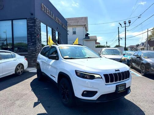 2023 Jeep Cherokee Latitude Lux