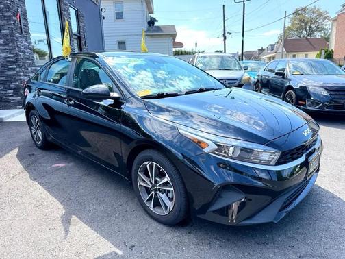 2022 Kia Forte LXS