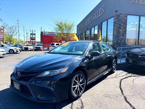 2021 Toyota Camry SE