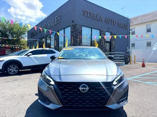 2023 Nissan Altima SR FWD