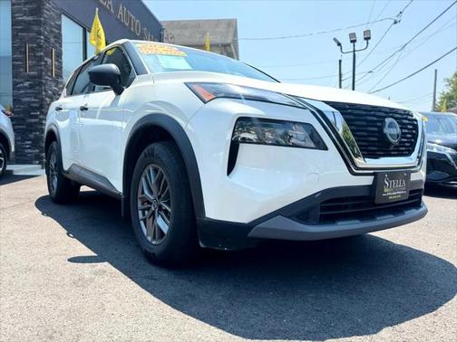 2022 Nissan Rogue S