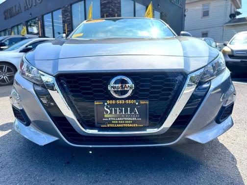 2022 Nissan Altima S FWD