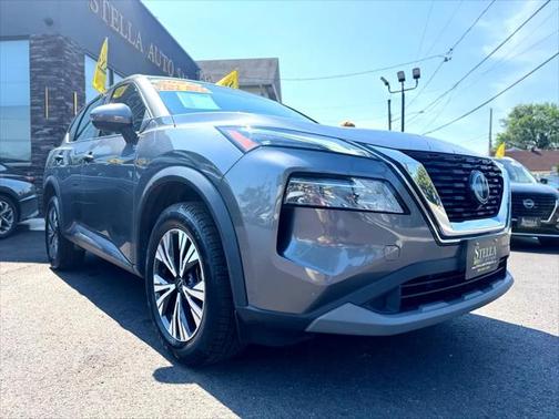 2022 Nissan Rogue SV