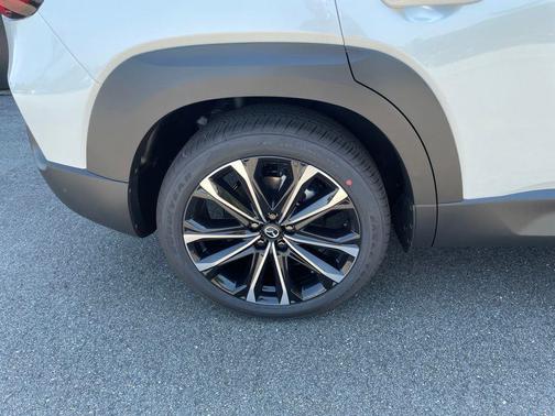 Pear 2026 Mazda CX-50 2.5 S Premium Package
