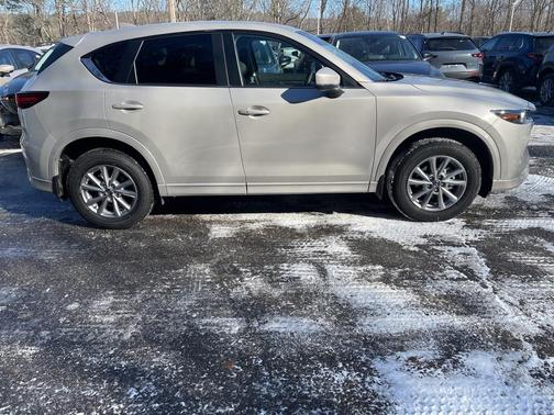 2025 Mazda CX-5 2.5 S Preferred Package