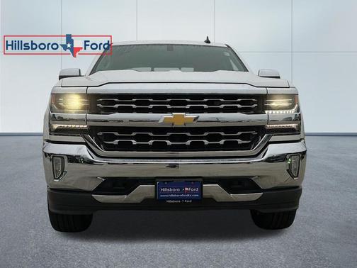 Iridescent Pearl Tricoat 2018 Chevrolet Silverado 1500 LTZ