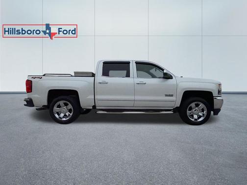 Iridescent Pearl Tricoat 2018 Chevrolet Silverado 1500 LTZ