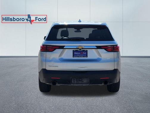 2022 Chevrolet Traverse LS