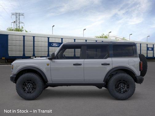 Avalanche Gray 2026 Ford Bronco Badlands