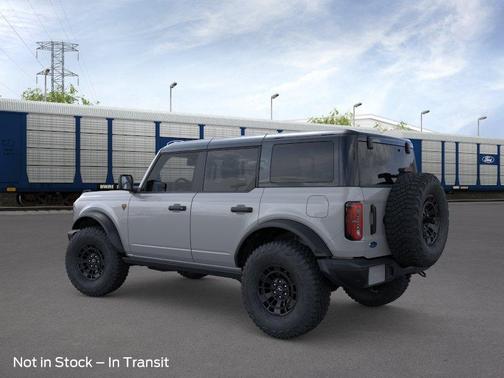 Avalanche Gray 2026 Ford Bronco Badlands