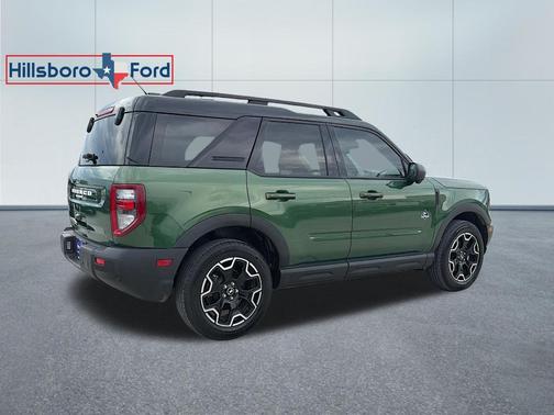 Eruption Green Metallic 2025 Ford Bronco Sport Outer Banks