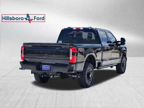2025 Ford F-250 Platinum