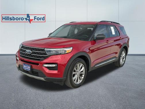 Rapid Red Metallic Tinted Clearcoat 2024 Ford Explorer XLT