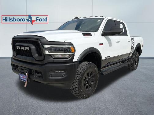Bright White Clearcoat 2022 RAM 2500 Power Wagon