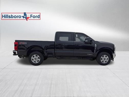 Agate Black Metallic 2026 Ford F-250 XLT