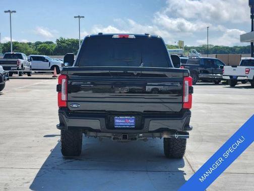 2025 Ford F-250 Platinum