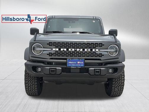 Carbonized Gray Metallic 2026 Ford Bronco Badlands