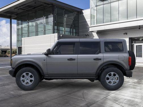Carbonized Gray Metallic 2026 Ford Bronco Big Bend