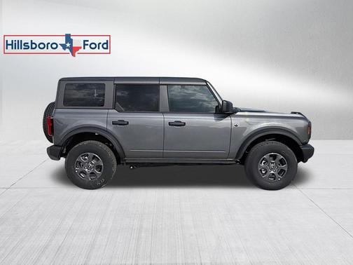Carbonized Gray Metallic 2026 Ford Bronco Big Bend