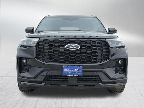 Agate Black Metallic 2026 Ford Explorer ST-Line
