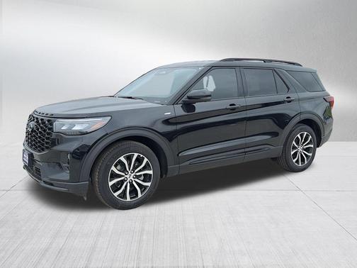 Agate Black Metallic 2026 Ford Explorer ST-Line