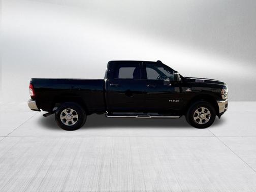 Diamond Black 2023 RAM 2500 Big Horn