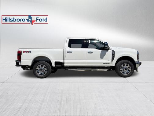 Star White 2026 Ford F-250 Lariat