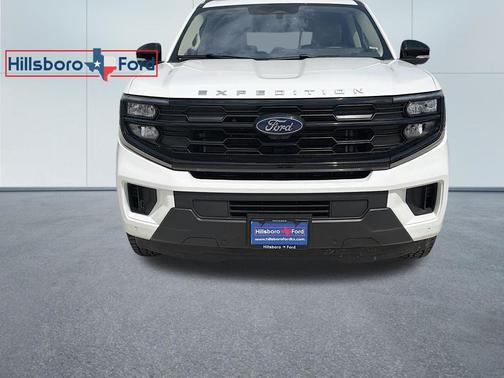 Star White 2025 Ford Expedition Max Active
