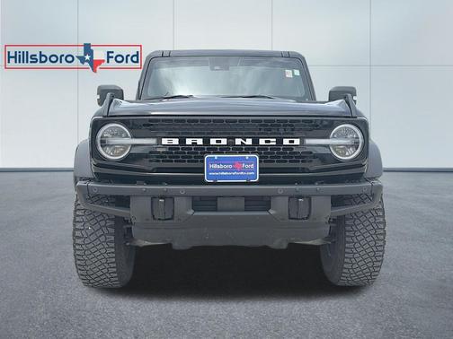 Shadow Black 2023 Ford Bronco Wildtrak