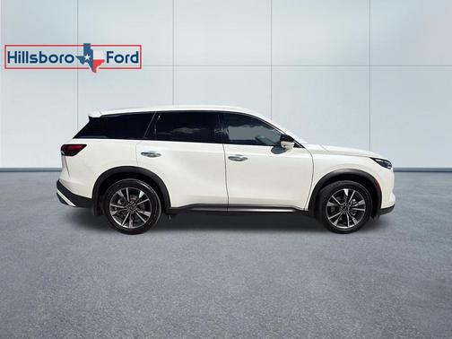 2022 INFINITI QX60 Luxe