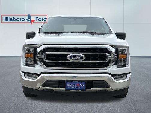 Oxford White 2022 Ford F-150 XLT