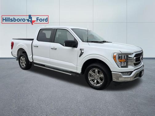 Oxford White 2022 Ford F-150 XLT