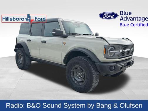 Desert Sand 2025 Ford Bronco Badlands
