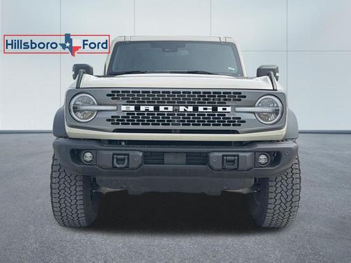 Desert Sand 2025 Ford Bronco Badlands