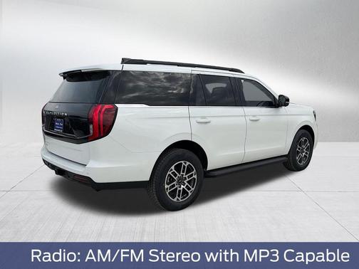 Star White 2026 Ford Expedition Active