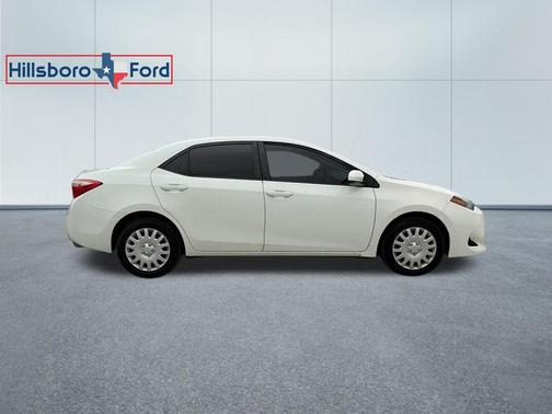 Super White 2019 Toyota Corolla LE