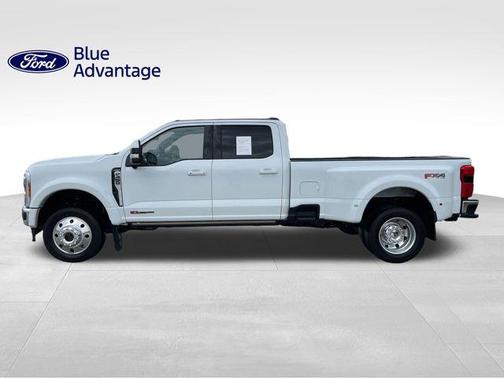 2023 Ford F-450 Lariat
