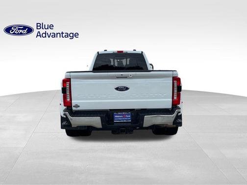 2023 Ford F-450 Lariat