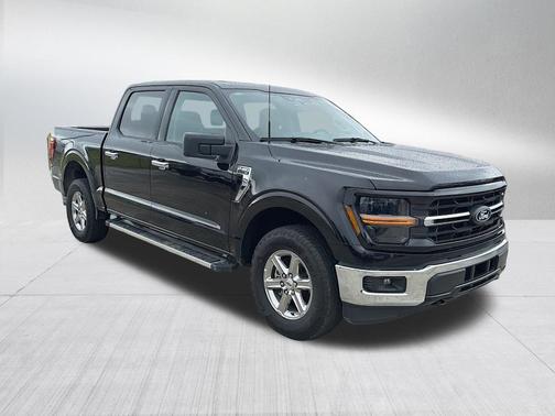 Agate Black Metallic 2025 Ford F-150 XLT