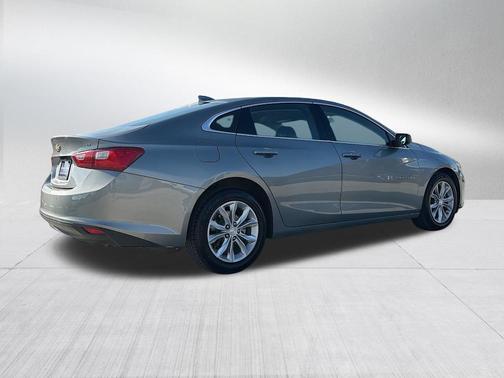 Sterling Gray Metallic 2025 Chevrolet Malibu LT