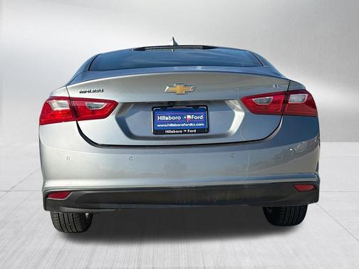 Sterling Gray Metallic 2025 Chevrolet Malibu LT
