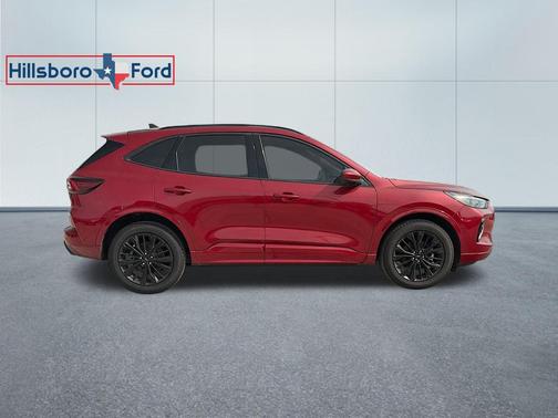2023 Ford Escape ST-Line Elite