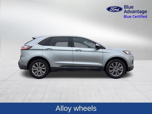 Iconic Silver Metallic 2023 Ford Edge Titanium