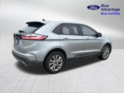 Iconic Silver Metallic 2023 Ford Edge Titanium