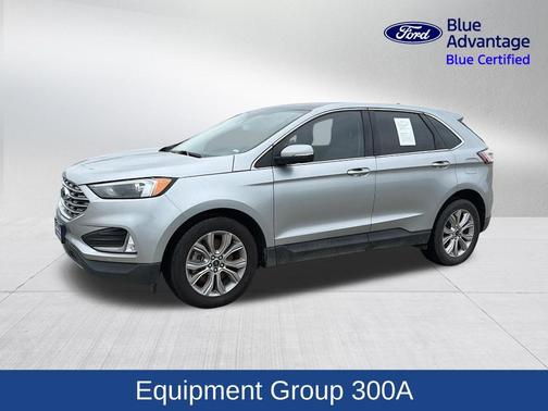 Iconic Silver Metallic 2023 Ford Edge Titanium