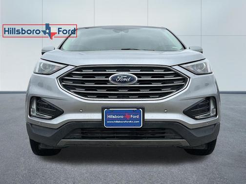 Iconic Silver Metallic 2023 Ford Edge Titanium