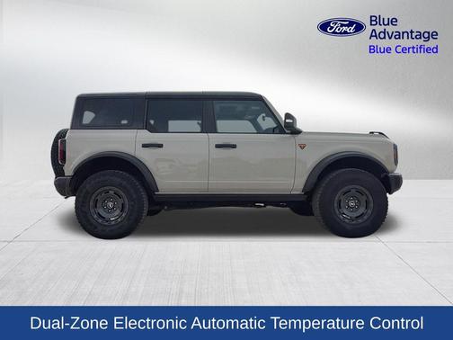 DESERT SAND 2025 Ford Bronco BADLANDS