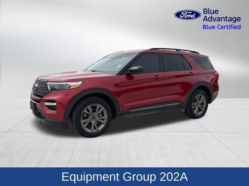 Rapid Red Metallic Tinted Clearcoat 2022 Ford Explorer XLT
