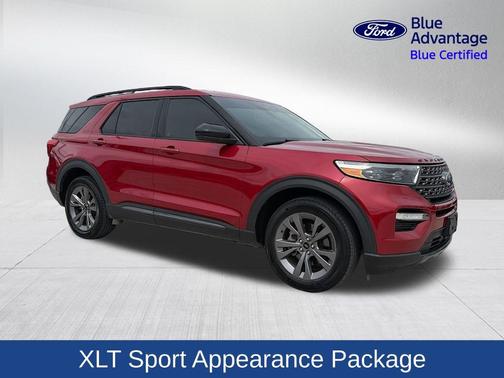 Rapid Red Metallic Tinted Clearcoat 2022 Ford Explorer XLT