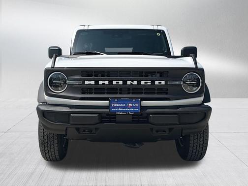 Oxford White 2026 Ford Bronco Big Bend